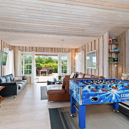 10 Person Holiday In * Hemmet