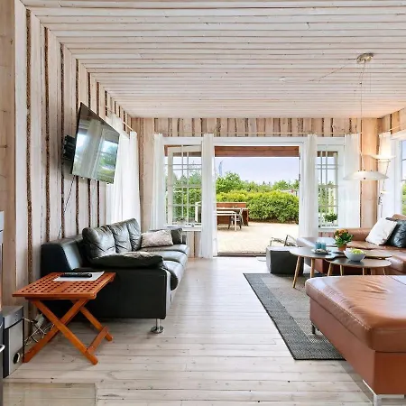 10 Person Holiday In Hemmet